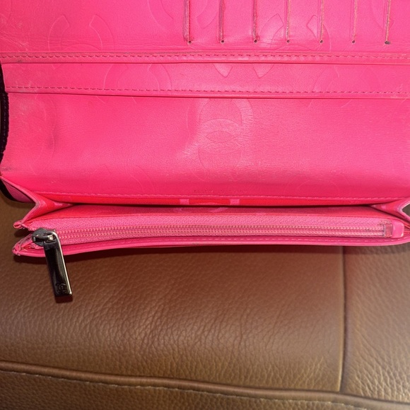 Chanel Cambon Bifold Long Lambskin Wallet w/Auth Card, Dustbag and Chanel Ribbon - Picture 14 of 14